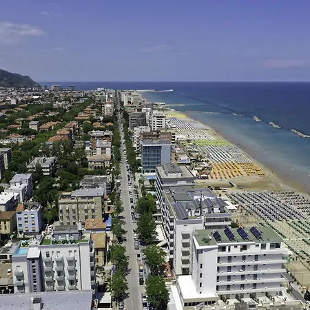 Amadei Figaro&apartments Pesaro