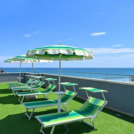 Hotel Amadei Figaro&apartments Pesaro