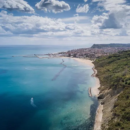 Amadei Figaro&apartments Pesaro