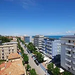 فندق Amadei Figaro & بيزارو