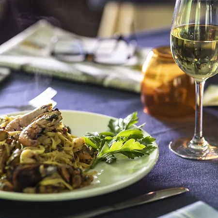 酒店 Amadei Figaro & 佩萨罗