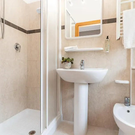 Amadei Figaro & 3* Pesaro