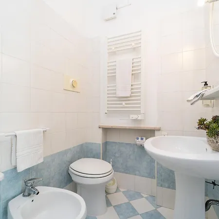 Amadei Figaro & 酒店 3*