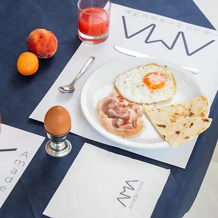 Amadei Figaro & 酒店 3*