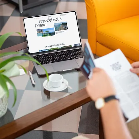 Amadei Figaro & Hotel 3*