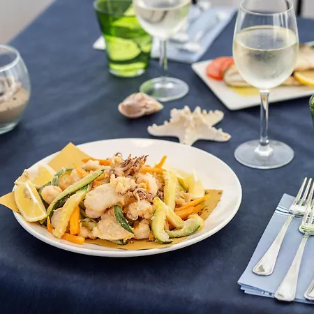 Hotel Amadei Figaro & Pesaro