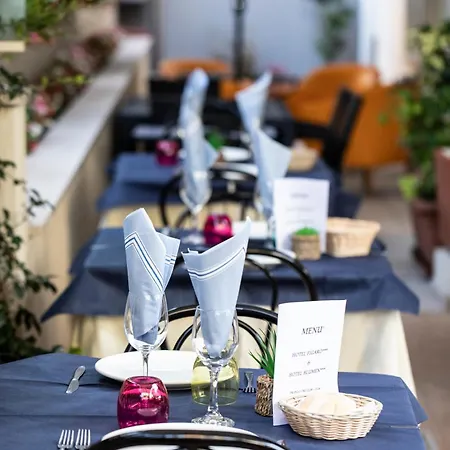 Hotell Amadei Figaro & 3*