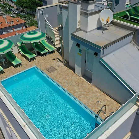 Amadei Figaro & 3* 佩萨罗