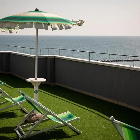 Amadei Figaro & 3* Pesaro