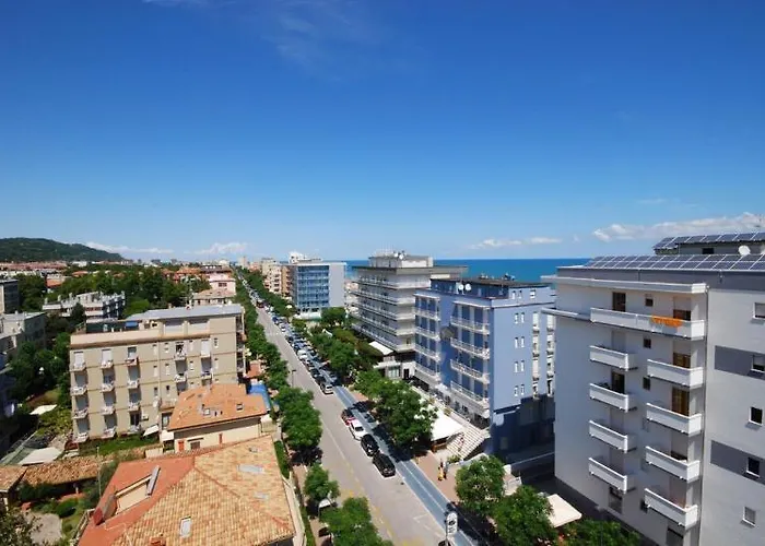 Szálloda Amadei Figaro & Pesaro