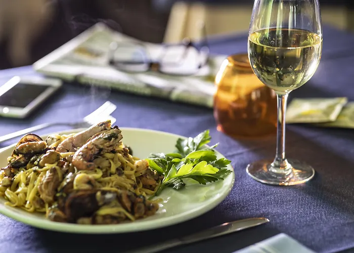 Szálloda Amadei Figaro & Pesaro