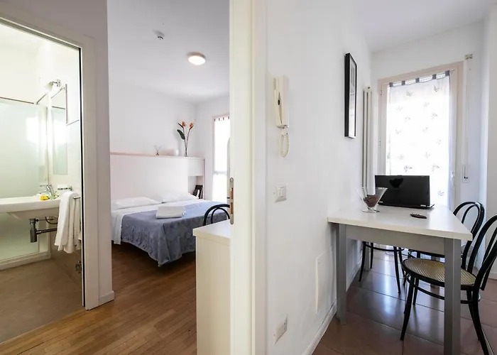 Amadei Figaro & Szálloda